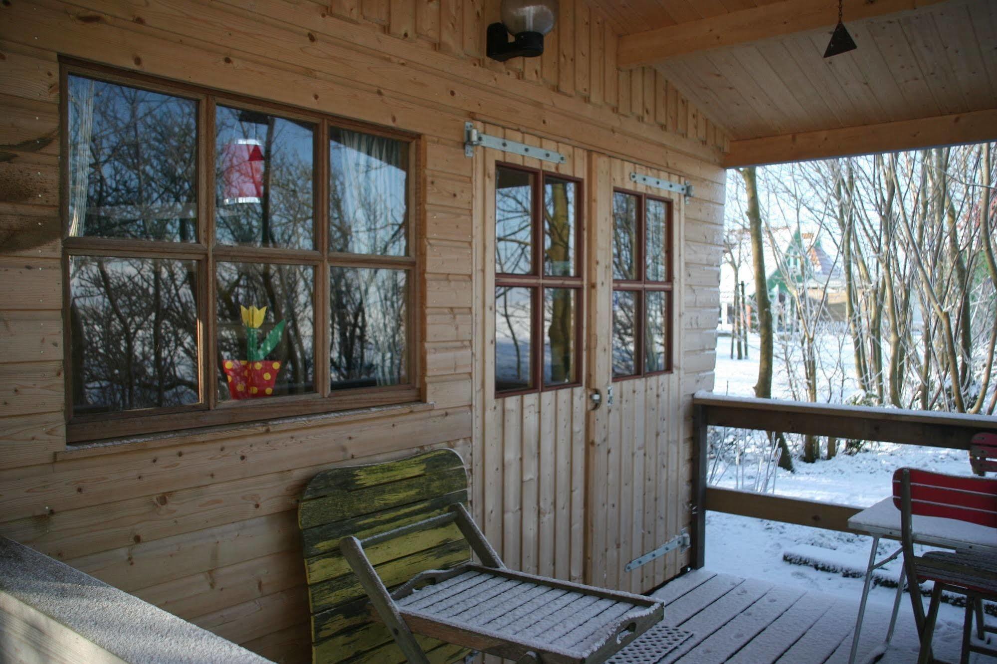 Countryside Eco Natuurhuisjes Ee Eksteriør billede